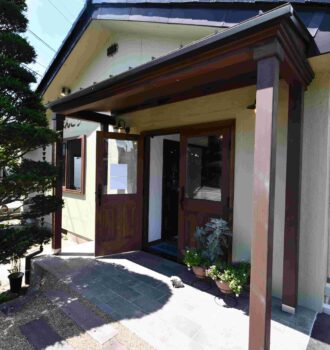 食堂ほんごう　伊那市
